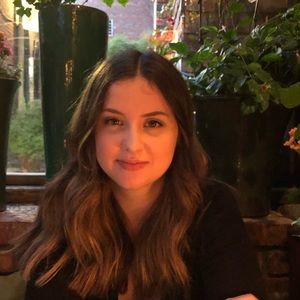 Meet your Posher, Nakia